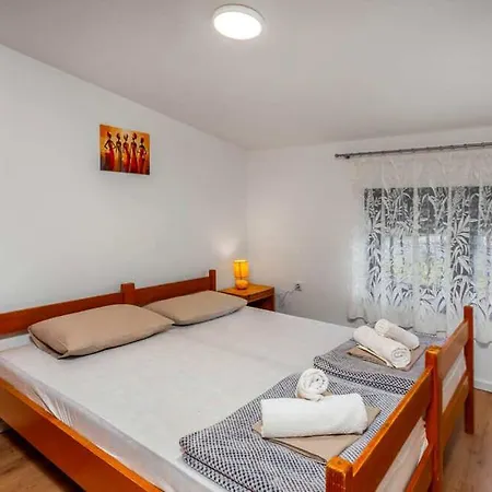 Rebeca With A Beautiful View Appartamento Novi Vinodolski